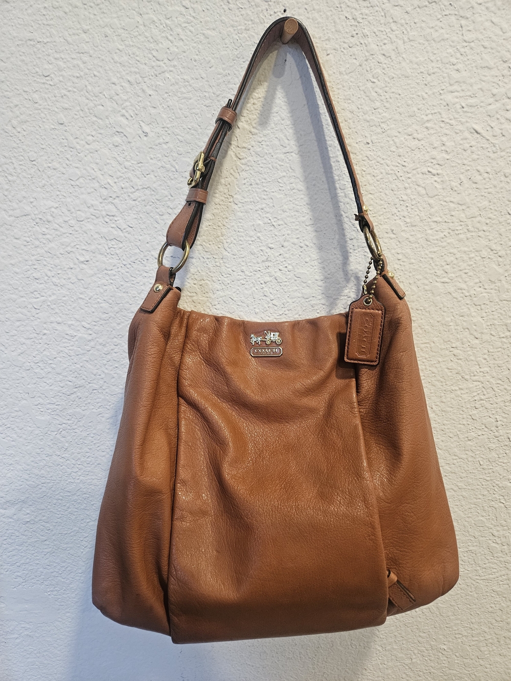 Coach Madison Isabelle Caramel Brown Pebbled Leather Hobo Bag 21224